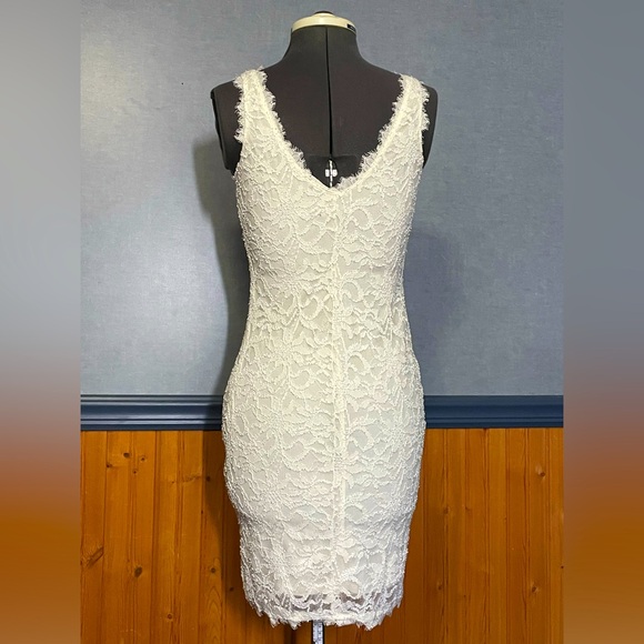 Jump apparel lace bodycon dress - Picture 2 of 3